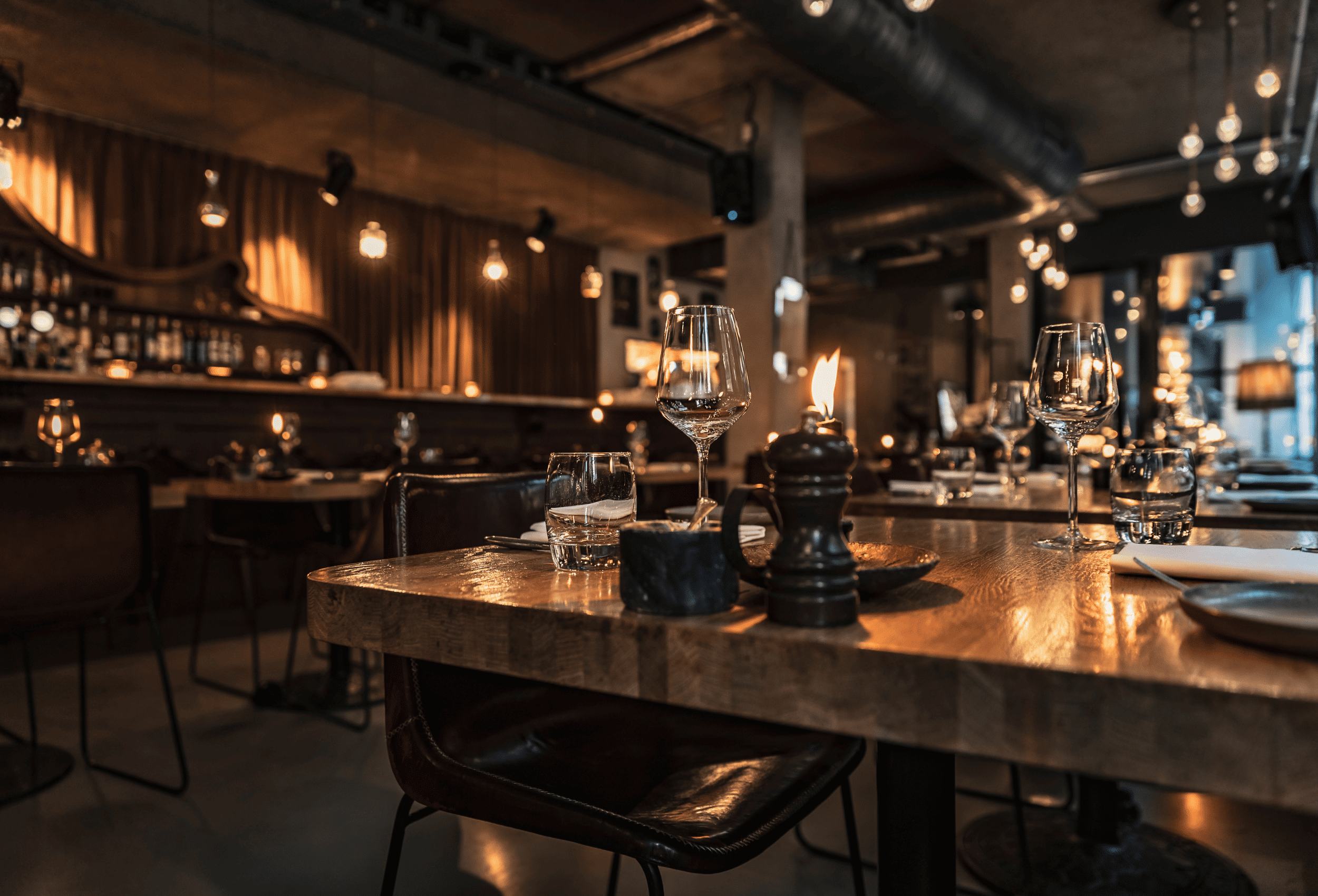 Lire la suite à propos de l’article LOCAL RESTAURATION ÉQUIPÉ – 277 m²