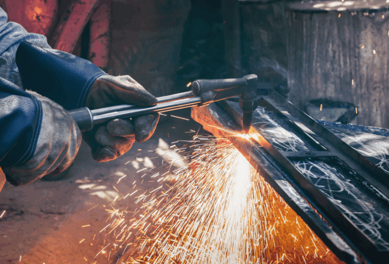 Entreprise chaudronnerie lourde à vendre – atelier industriel